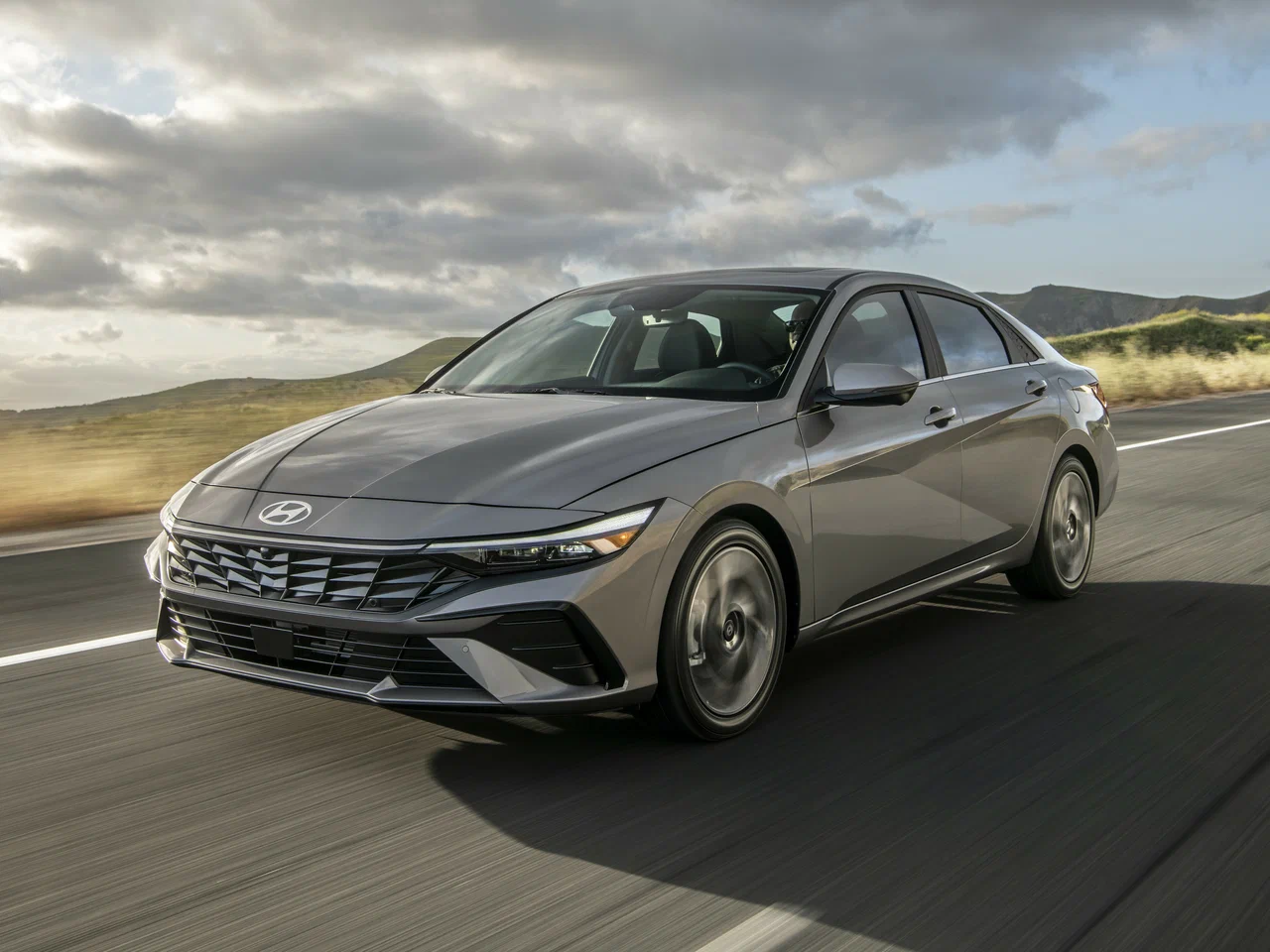 Hyundai Elantra JLX 2025